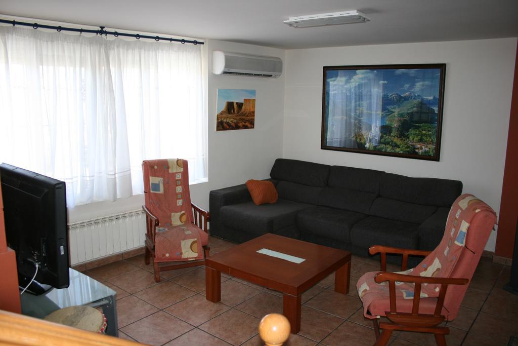 Апартаменти Vivienda Turistica Rural Piskerra Carcastillo Номер фото